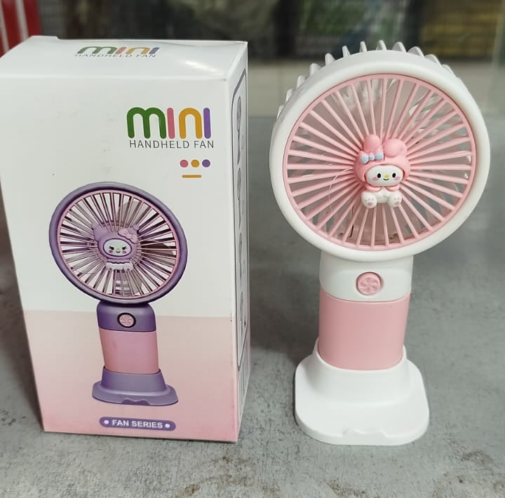 Mini Fan Multifunctional Cool Summer Fruit Cartoon Handheld Mini Fan(random Color )